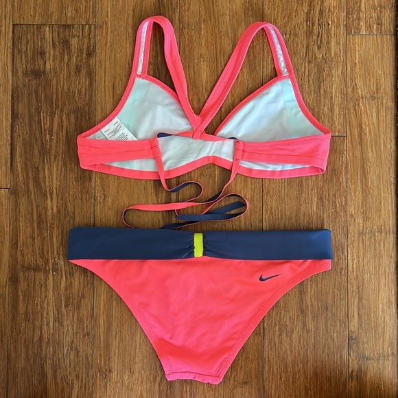 Nike Welded Seam Bikini - Picture 2 of 6